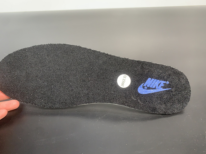 Nike Dunk Low “Chenille Swoosh”DQ7683-100