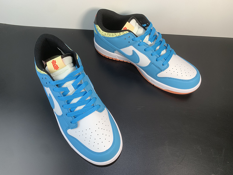 Nike Dunk Low SE Kyrie DN4179-400