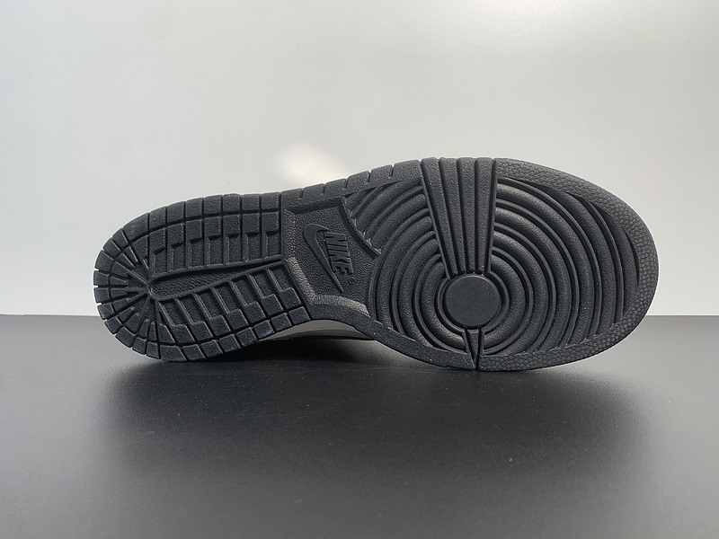 Otomo Katsuhiro x NK SB Dunk Low 