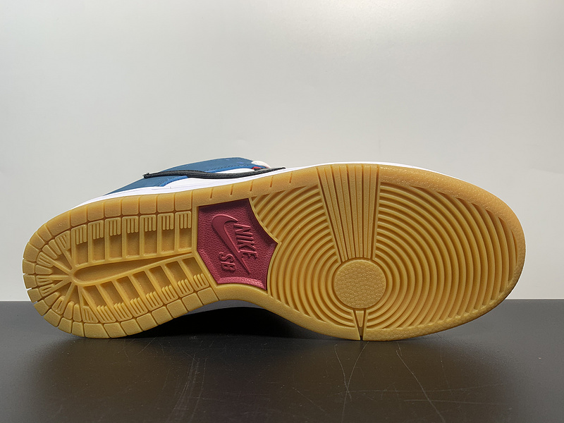 Parra x Nike SB Dunk DH7695-100