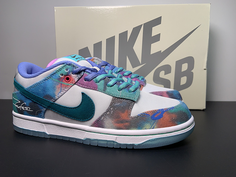 Dunk SB Futura Laboratories HF6061-400
