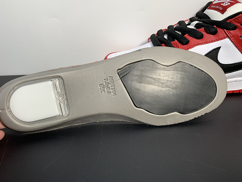 Nike SB Dunk Low Chicago BQ6817-600