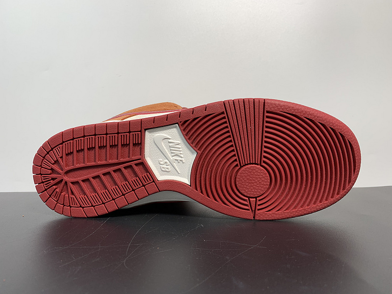 SB Dunk Low Pro“Russet Cedsr”BQ6817-202