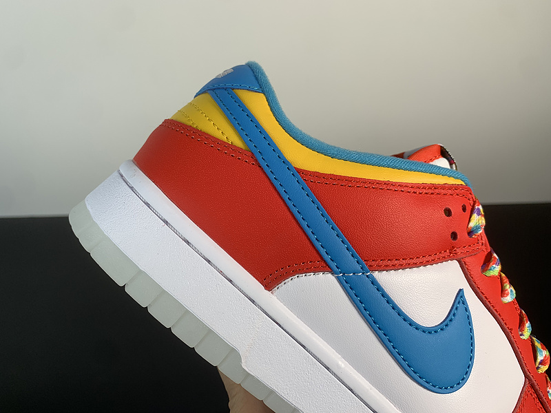 NK Dunk Low DH8009-600