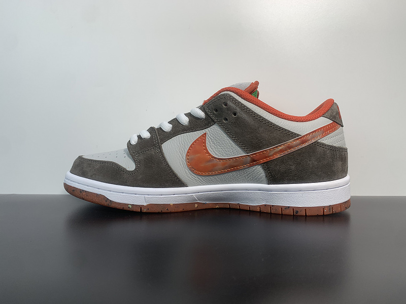 Crushed Skate Shop x Nike SB Dunk Low DH7782-001