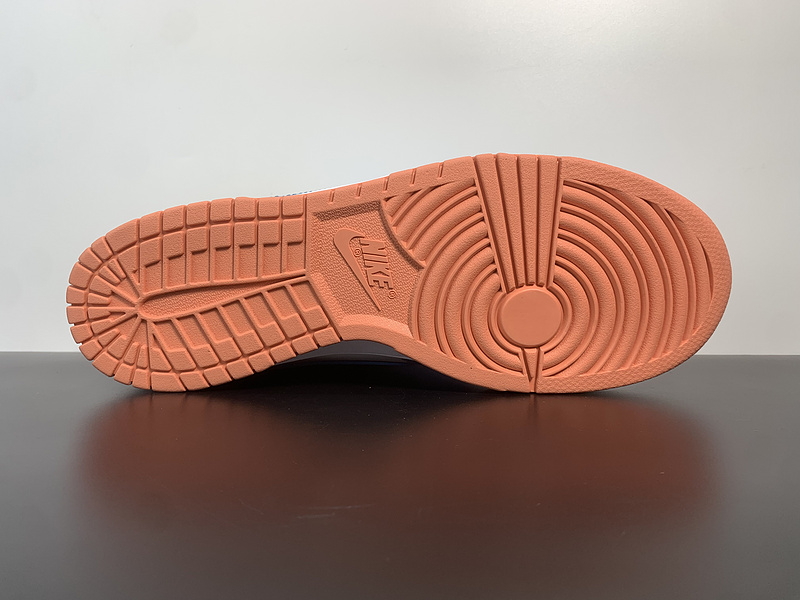 Nike Dunk Low SE Kyrie DN4179-400