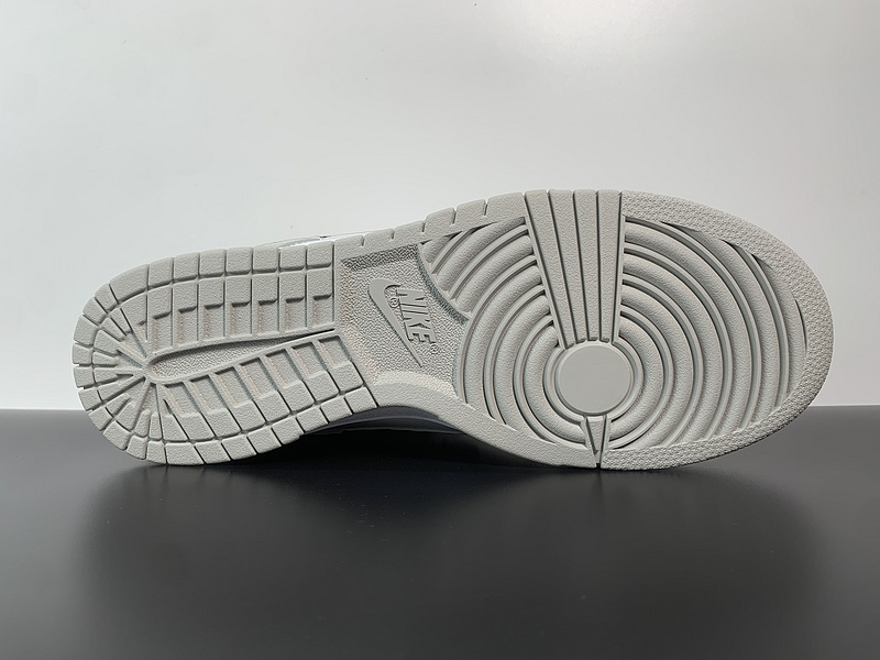 Nike Dunk Low DR9654-001