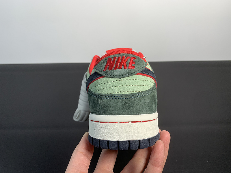 Otomo Katsuhiro x NK SB Dunk Low 
