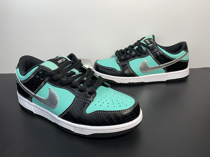 Diamond Supply Co. X NK SB Dunk Low Pro“Tiffany”304292-402