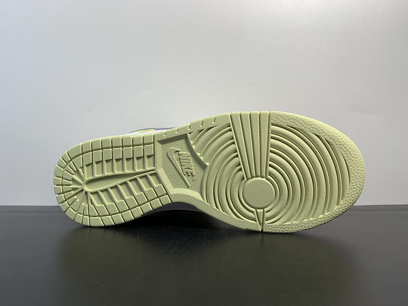 Nike Dunk Low “Light Soft Pink”DD1503