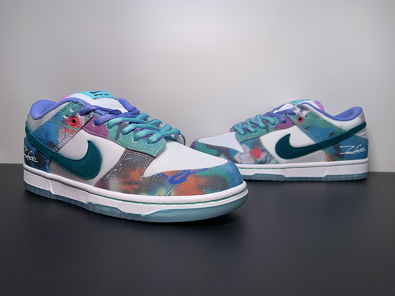 Dunk SB Futura Laboratories HF6061-400