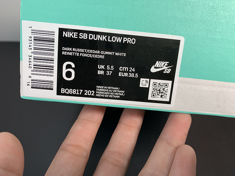 复制SB Dunk Low Pro“Russet Cedsr”BQ6817-202