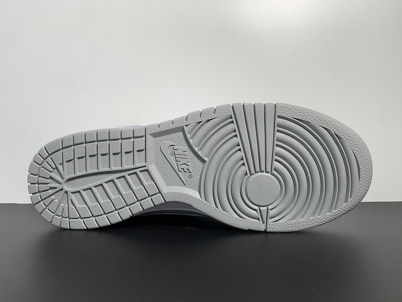 NIKE DUNK LOW RETRO DJ6188-001