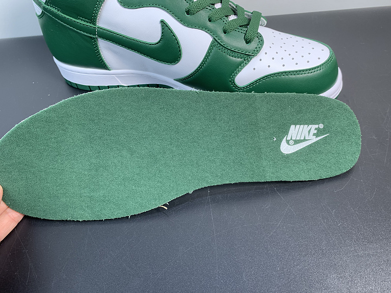 Nike SB Dunk High Pro