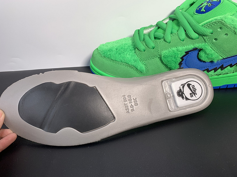 Nike SB Dunk Low Grateful Dead cj5378-300