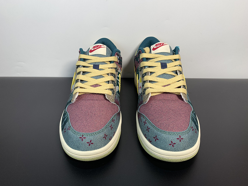 Nike SB Dunk Low CZ9747-900