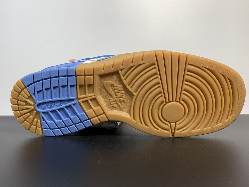 Off-White x Nike Air Rubber Dunk 