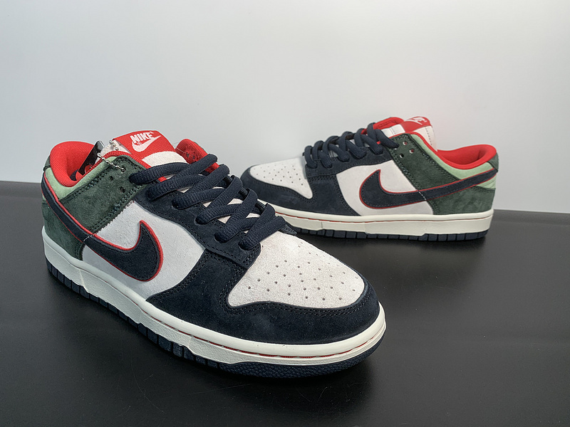 Otomo Katsuhiro x NK SB Dunk Low 