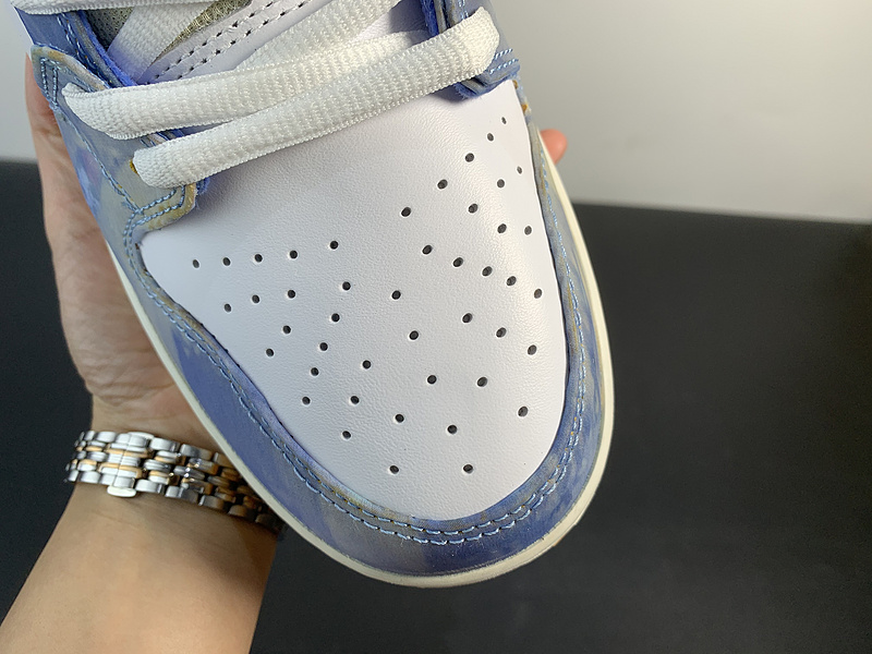 Carpet Company x Nk SB Dunk High SB CV1677-100