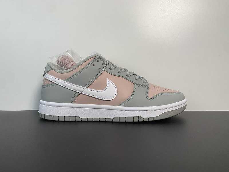 Dunk Low Retro 
