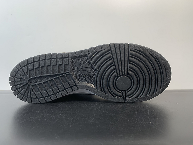 Nike SB Dunk Low Pro Trail END 304292-102