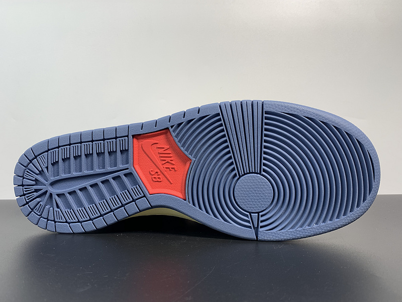 Atlas x Nike SB Dunk High Pro