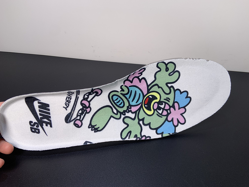 Verdy x Nike SB Dunk Low “Visty”FN6040-400