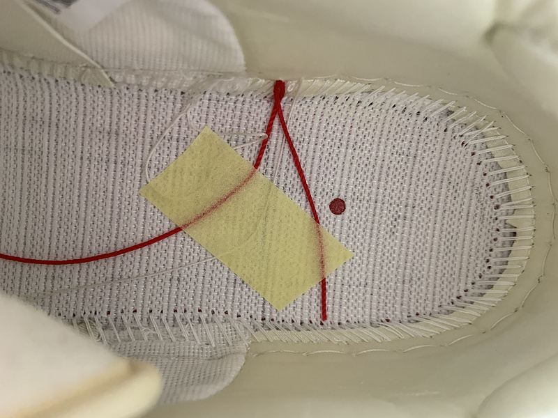 Nike SB Dunk Low Love Found FZ5654-100