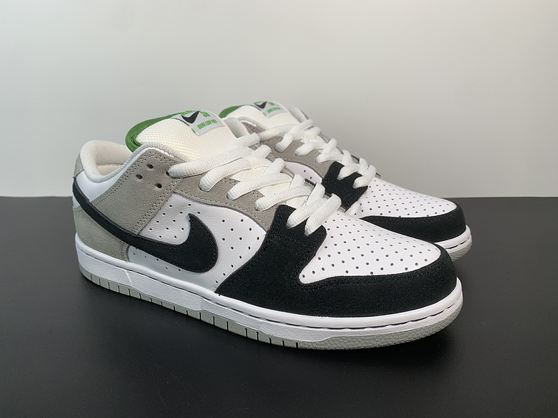 Nike SB Dunk Low  BQ6817-011