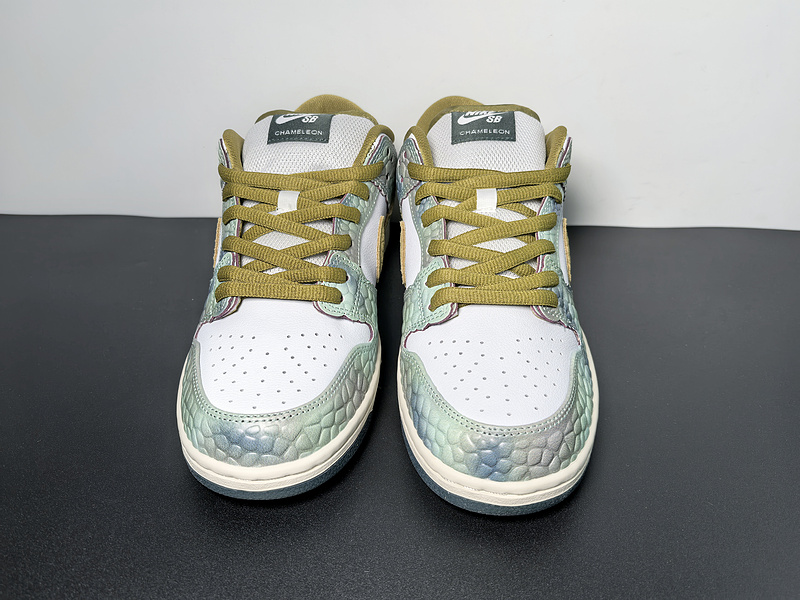 Alexis Sablone x Dunk Low SB 'Chameleon' HJ3386-300