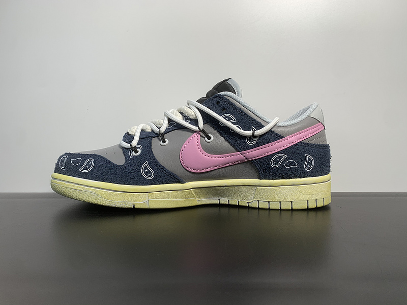 Nike SB Dunk Low Lot