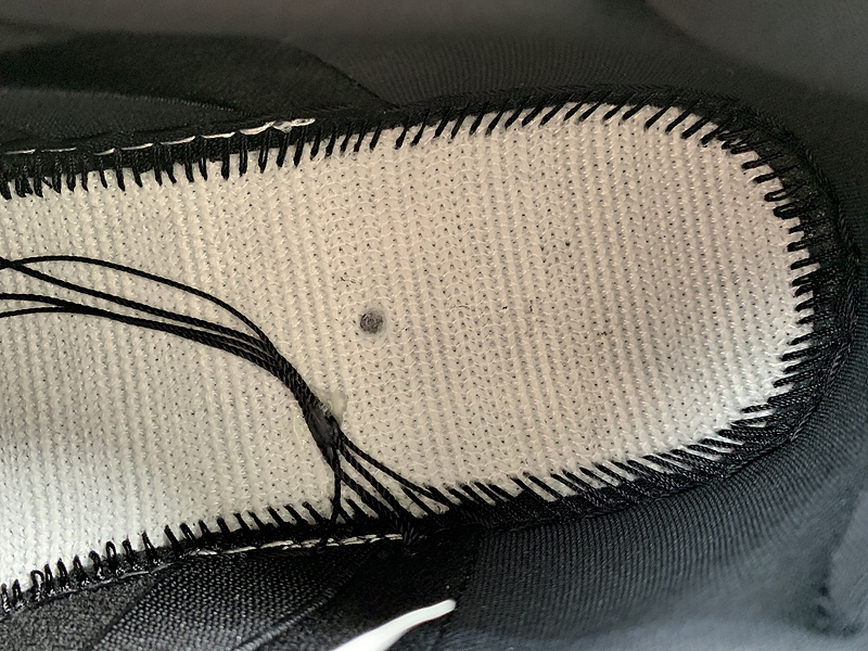 Staple x Nike SB Dunk Low 883232-008