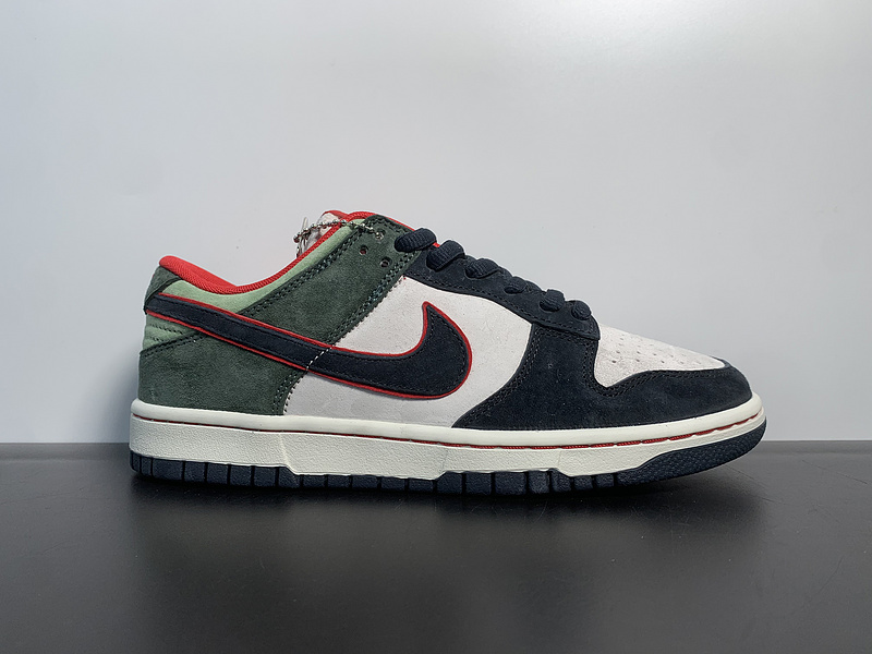 Otomo Katsuhiro x NK SB Dunk Low 