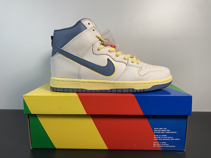 Atlas x Nike SB Dunk High Pro