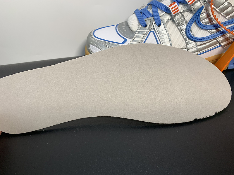 Off-White x Nike Air Rubber Dunk 