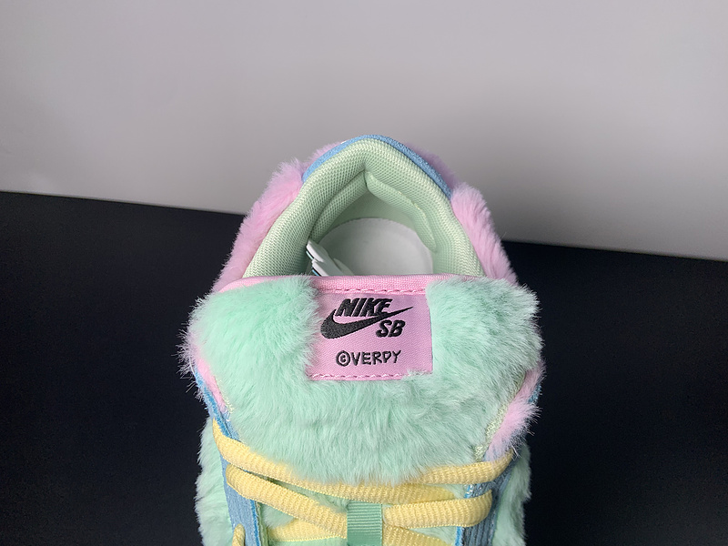 Verdy x Nike SB Dunk Low “Visty”FN6040-400