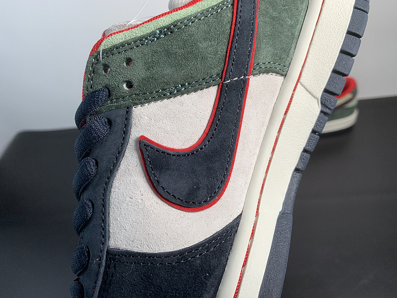 Otomo Katsuhiro x NK SB Dunk Low 