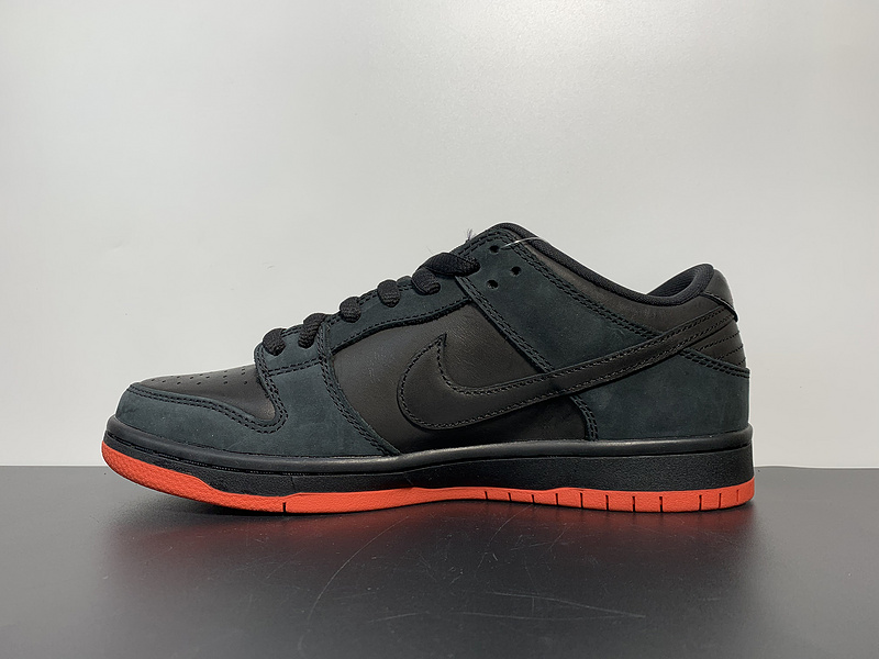 Staple x Nike SB Dunk Low 883232-008