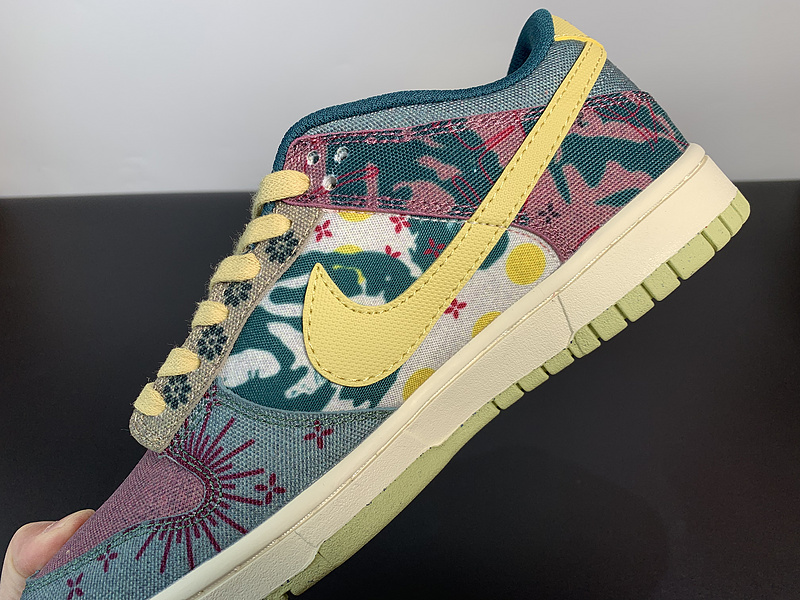 Nike SB Dunk Low CZ9747-900