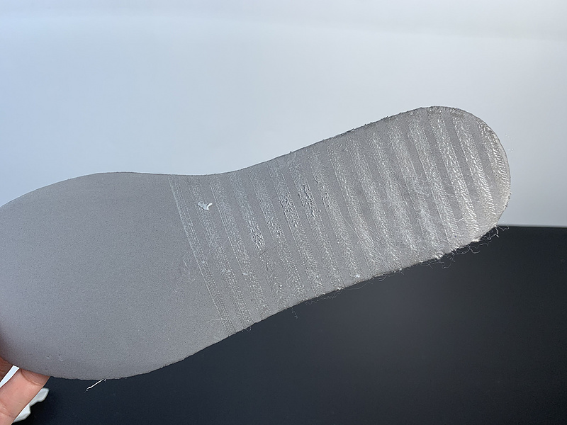 Dunk Low “Barely Green”DD1503-104