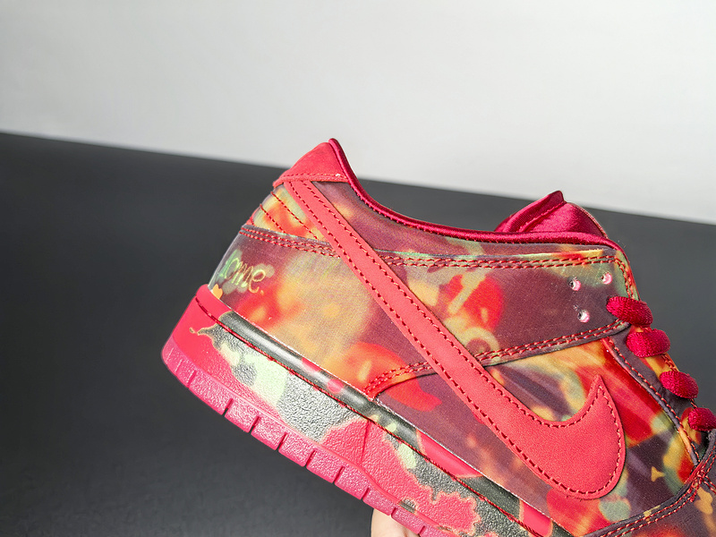 The Wizard of Oz X Nike SB Dunk Low“Ruby Slipper”FZ1291-600