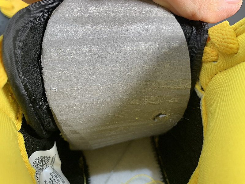 Nike Dunk Varsity Maize  CZ8149-002