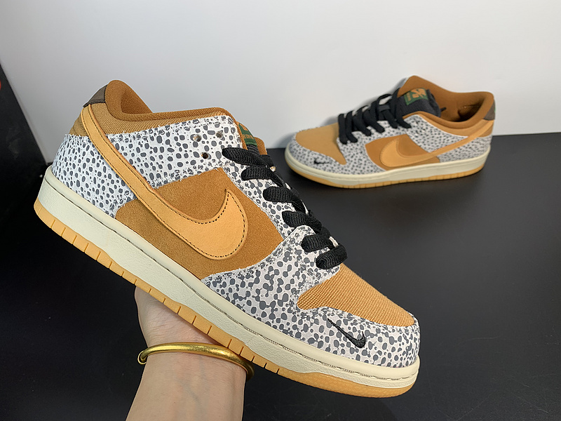 NIKE SB DUNK LOW SAFARI CD2563-002