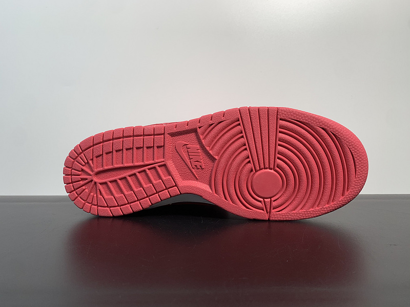 Nike SB Dunk Low DD1503-111