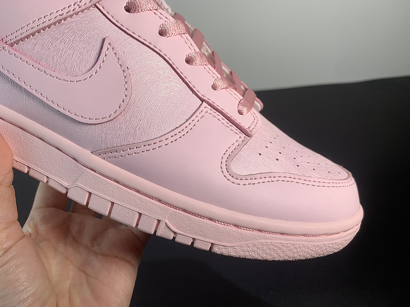 NIKE DUNK Low SE（GS）921803-601