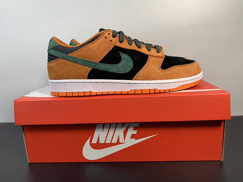 Dunk Low SP A1469-001