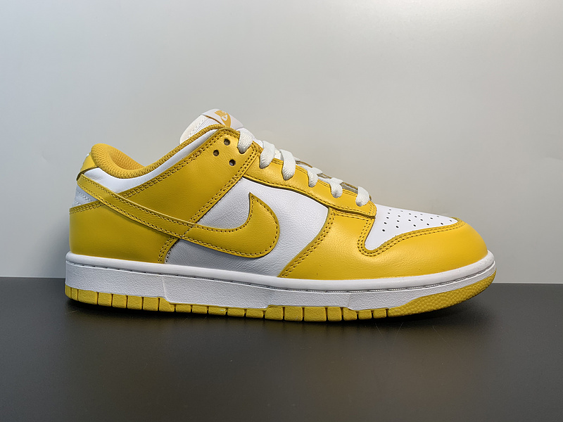 Nk SB Dunk Low Laser Orange CU1726-901