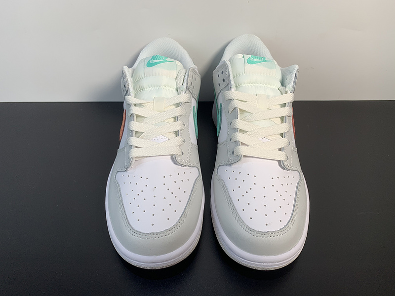 Nike Dunk Low （GS）“Tropical Twist” CW1590-101