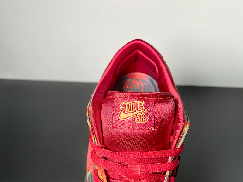 The Wizard of Oz X Nike SB Dunk Low“Ruby Slipper”FZ1291-600