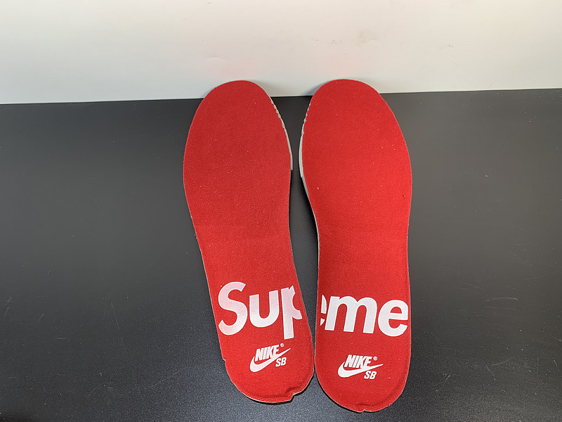 Nike SB Dunk Low DH3228 10